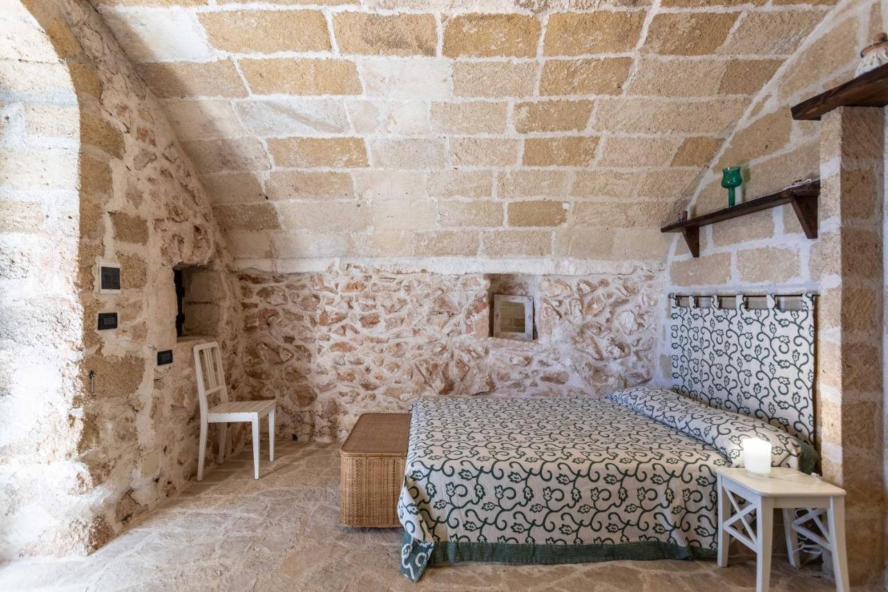 카스트로 Il Posto Delle Fragole B&B 외부 사진