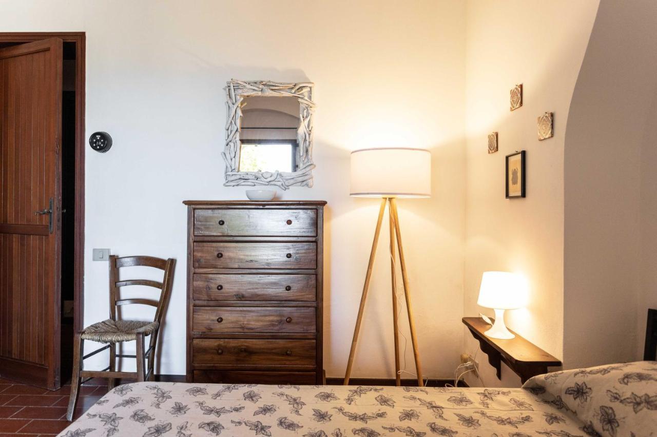 카스트로 Il Posto Delle Fragole B&B 외부 사진